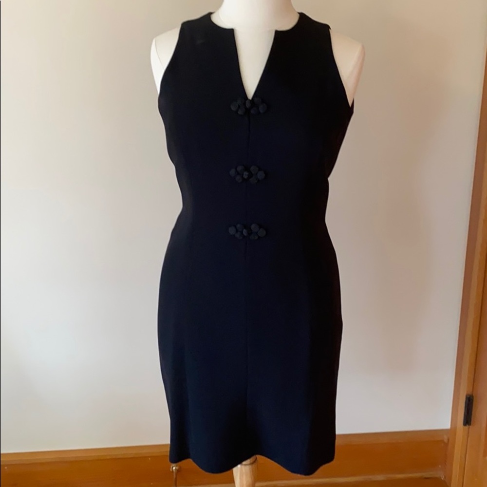 Sleeveless Black dress